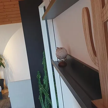 Work&relax Bc 民宿 *